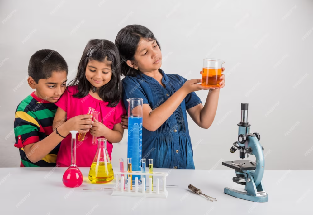 SCIENCE KIT